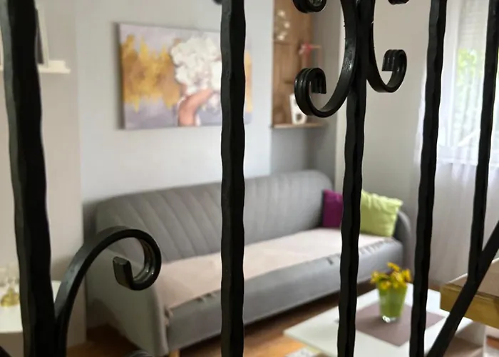 Mia\'S Duplex Apartment