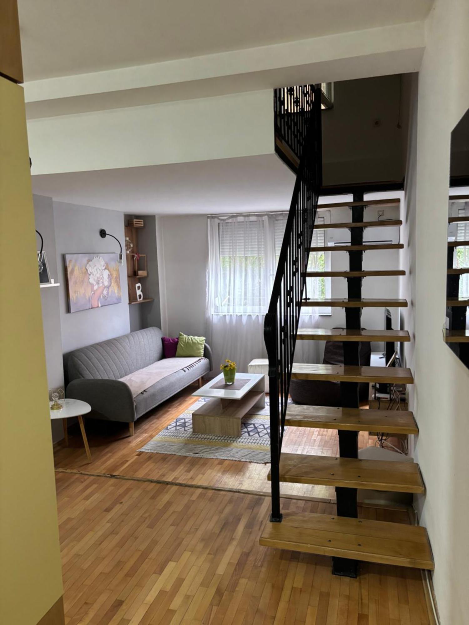 Mia's Duplex Skopie